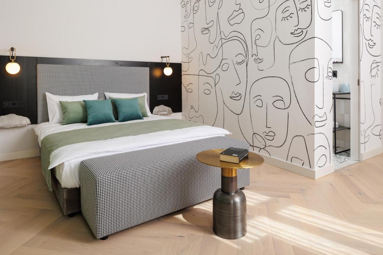 Aries' Collection Luxury Suites Brasov Luaran gambar