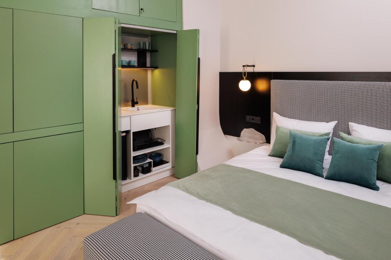 Aries' Collection Luxury Suites Brasov Luaran gambar