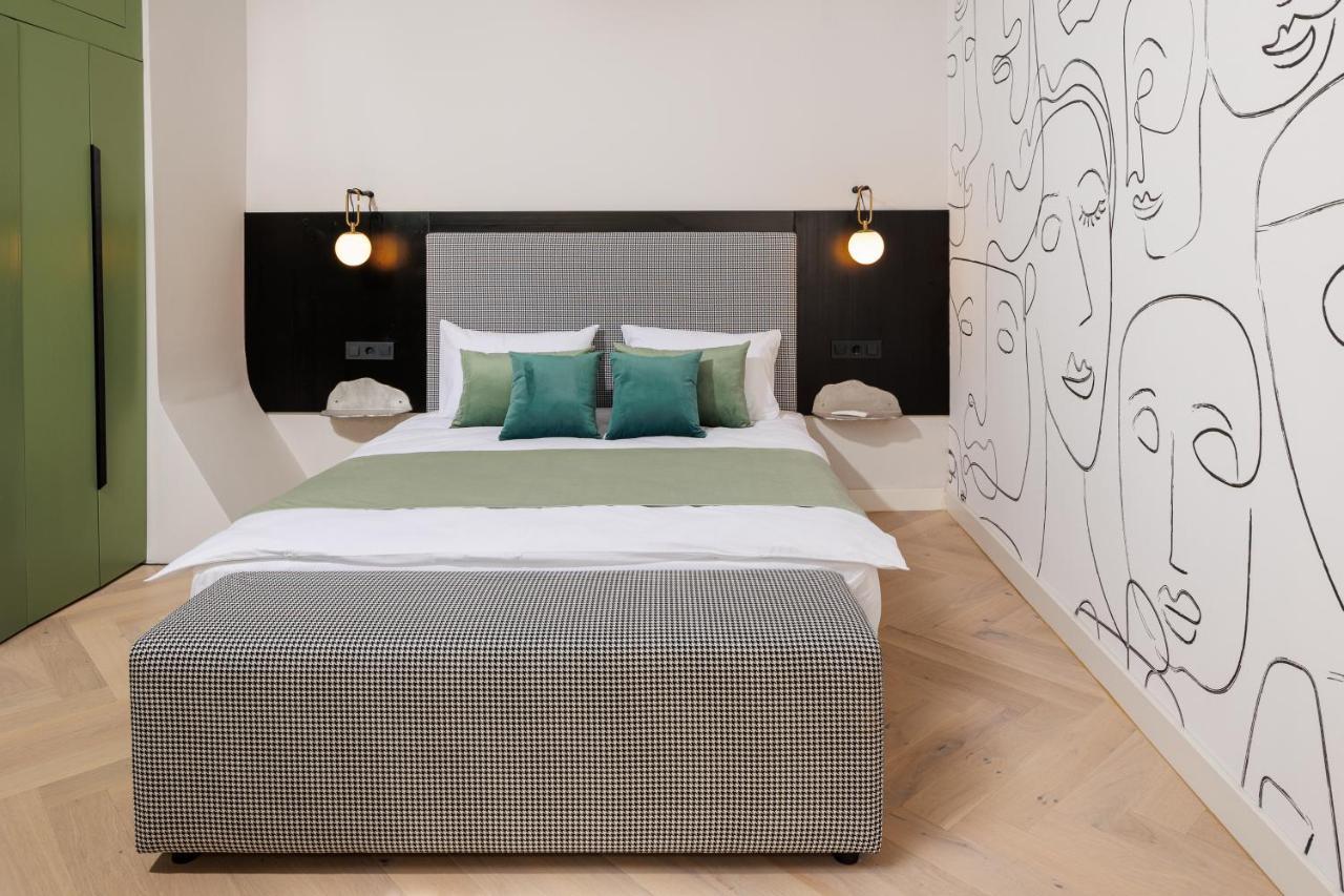Aries' Collection Luxury Suites Brasov Luaran gambar